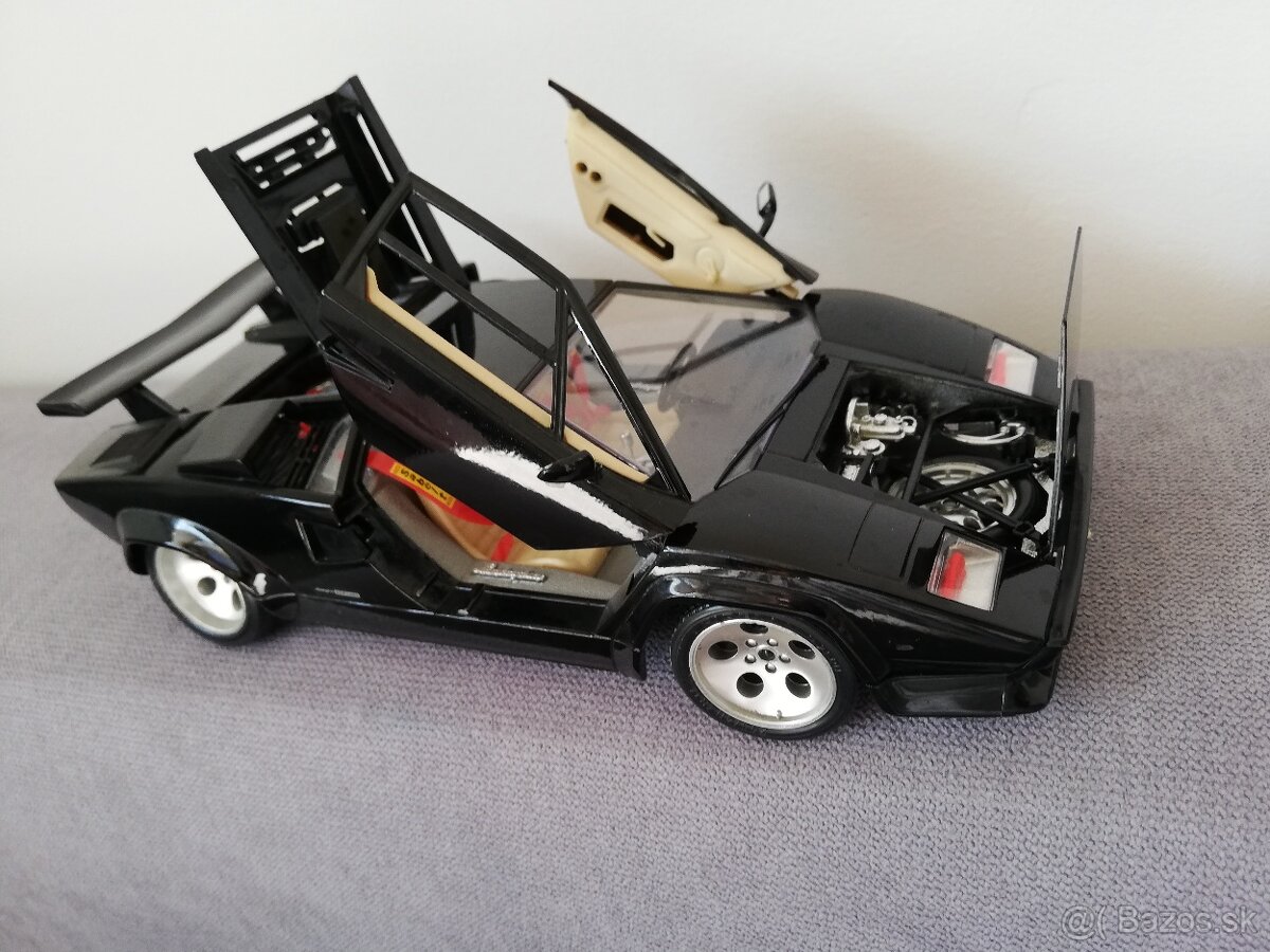 1:18 Lamborghini Conutach Bburago - 6