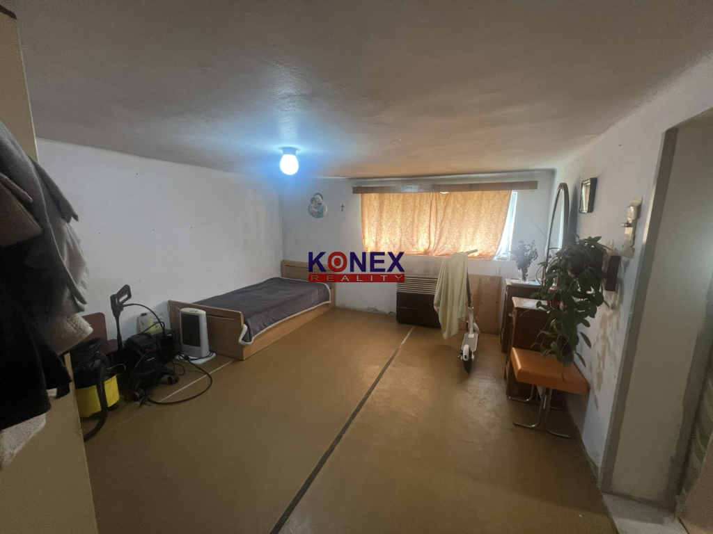 NA PREDAJ – RODINNÝ DOM v obci SAČUROV - 6