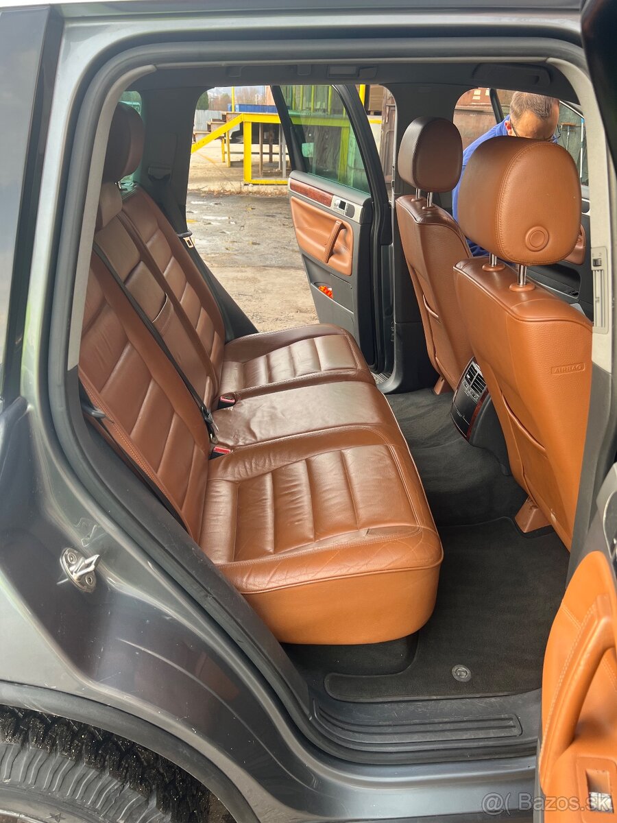 Volkswagen Touareg 3,2 benzin - 6