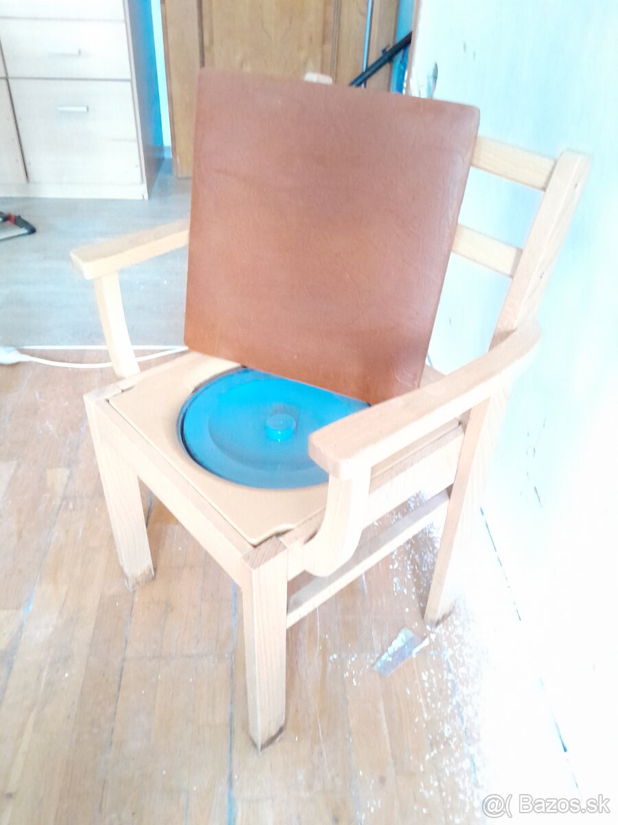 Toaletné kreslo drevené - 6