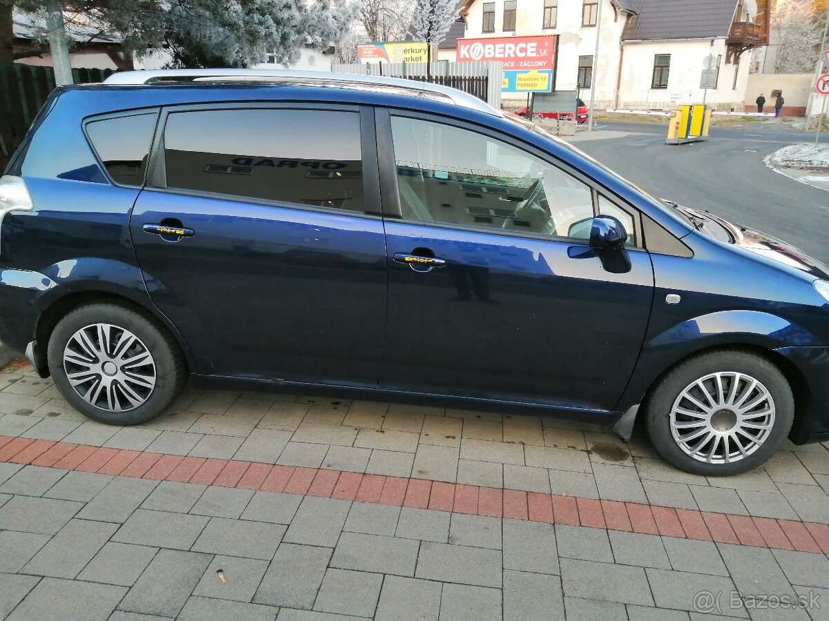 Ťoyota Corola Verso 2.2 DiF - 6