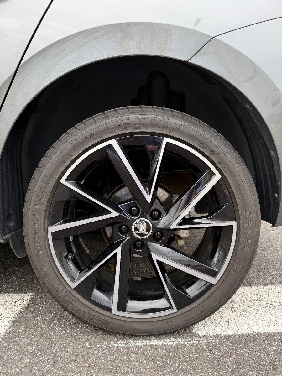 Škoda Kamiq Monte Carlo TSI DSG - 6