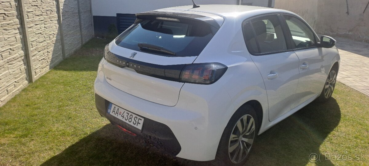 Peugeot 208 Pure Tech - 6