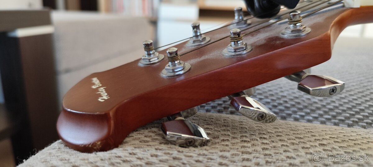 Harley Benton Roundback – akustická gitara (sunburst, pekný - 6