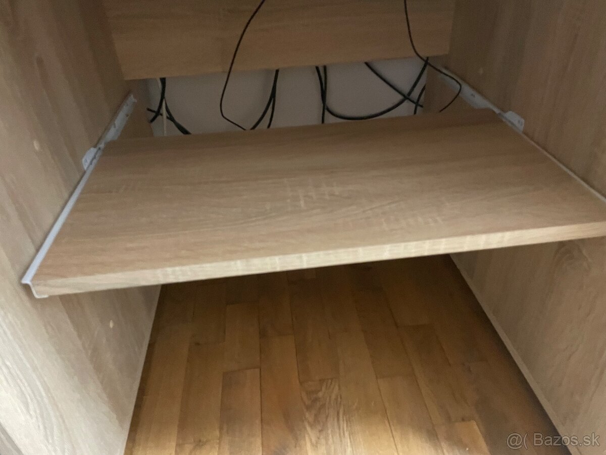 Pracovný Stôl - 6