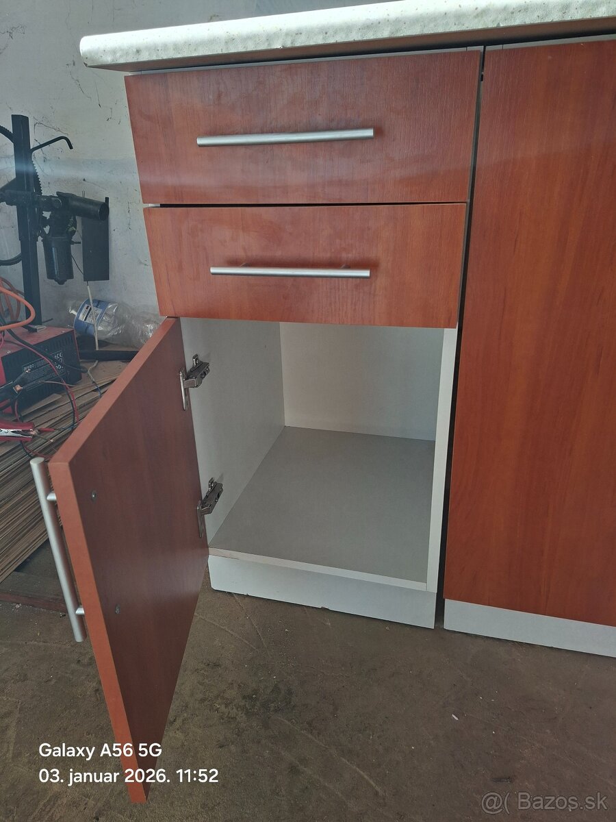 Na predaju kuchynská linka - 6