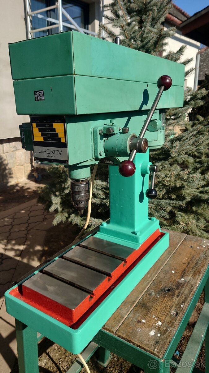 Vŕtačka jihokov SVB 16 - 6