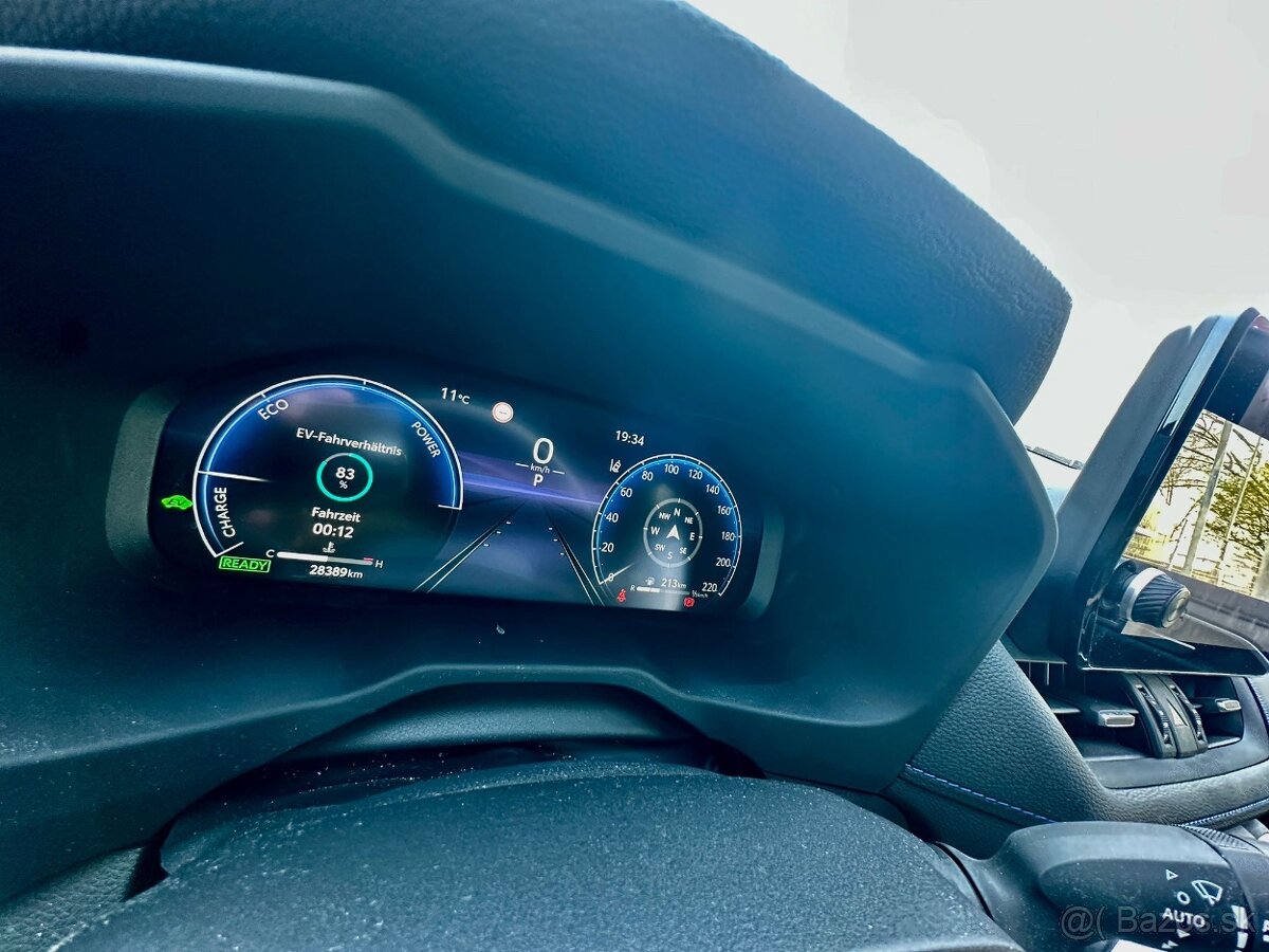 Toyota RAV4 AWD 2.5 benzín HYBRID - 6