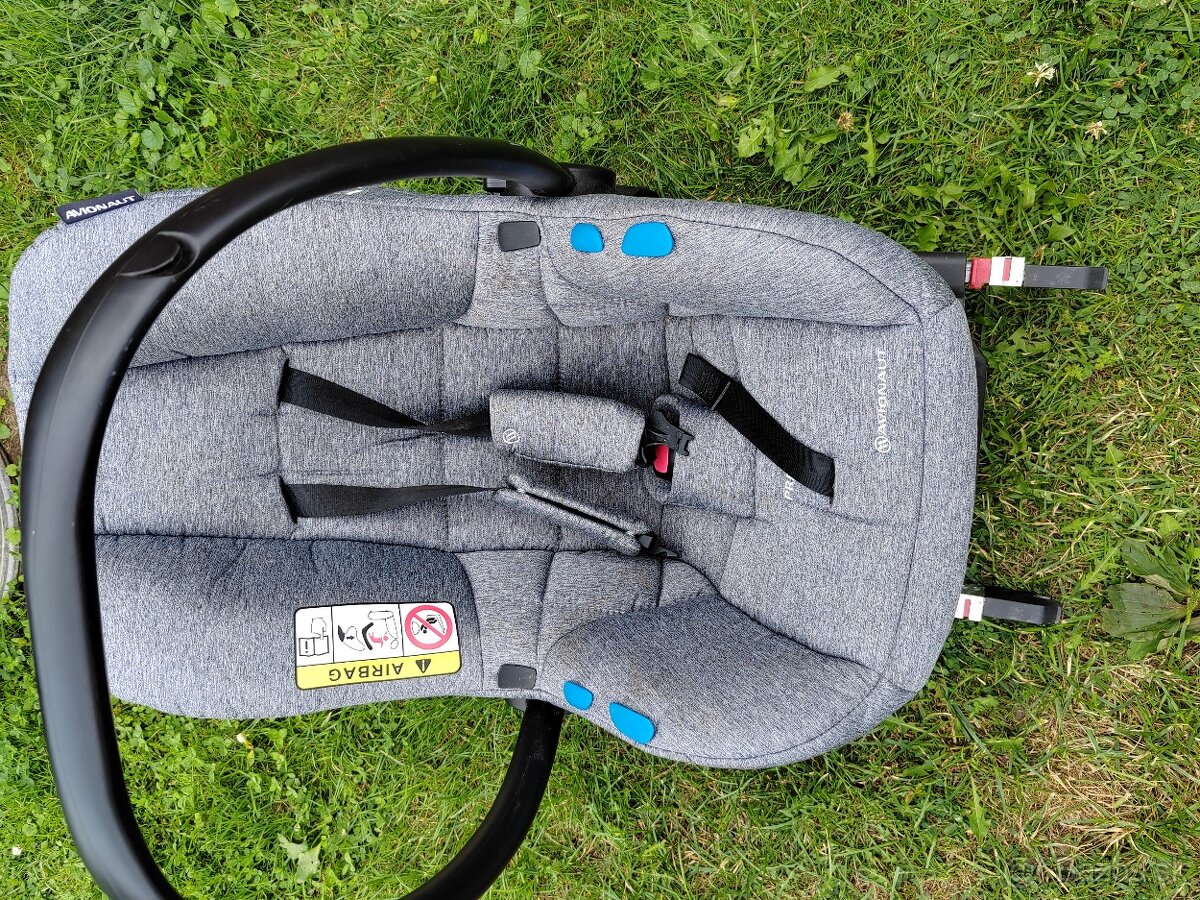 autosedačka/vajíčko + isofix - 6