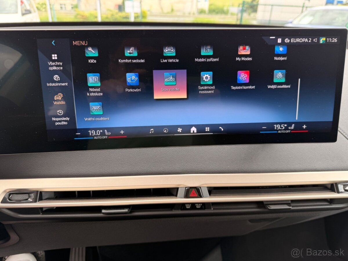 BMW iX 40 xDrive / rok 2023 - 6