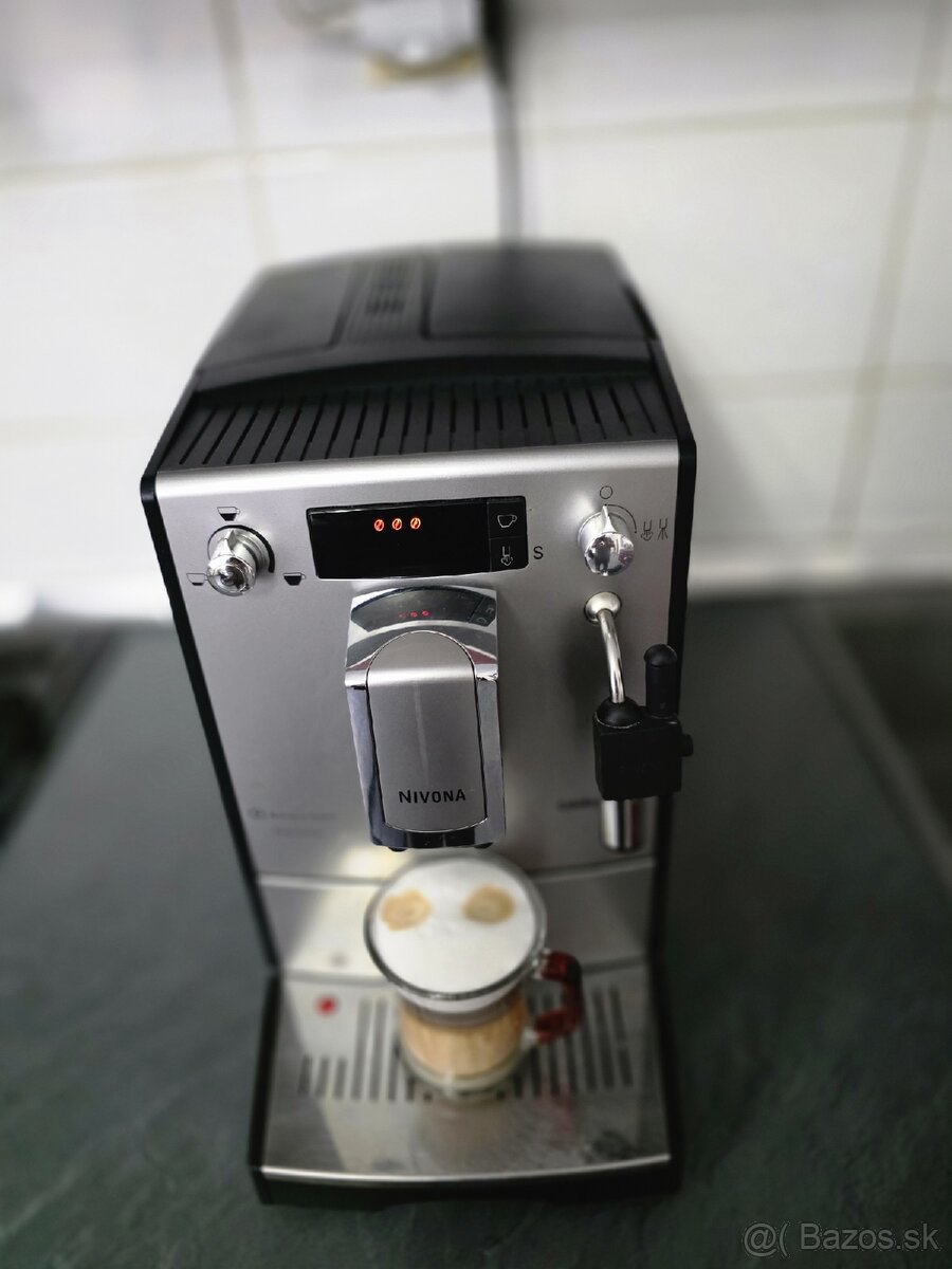 Kavovar Nivona - 6