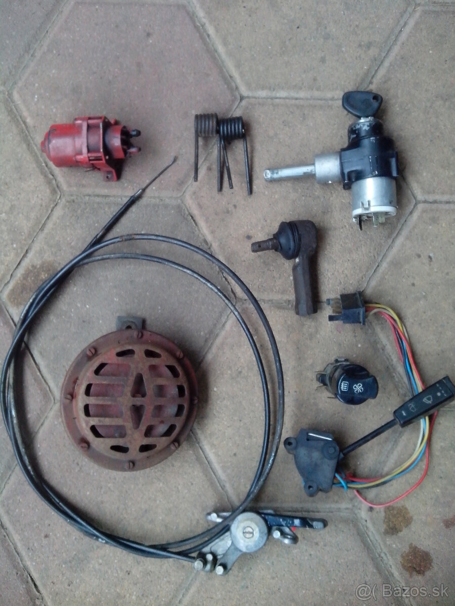 ŠKODA 105 nahradné diely. - 6