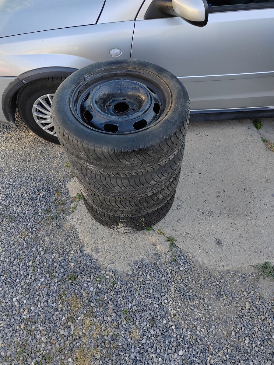 Plechové disky 4x108r15 s celoročnými pneumatikami - 6