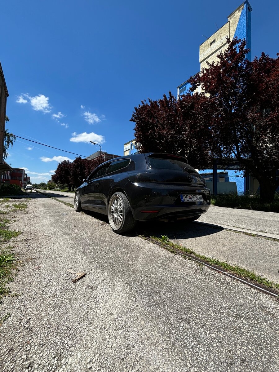 Volkswagen scirocco 2.0 TDi 103kw CR - 6