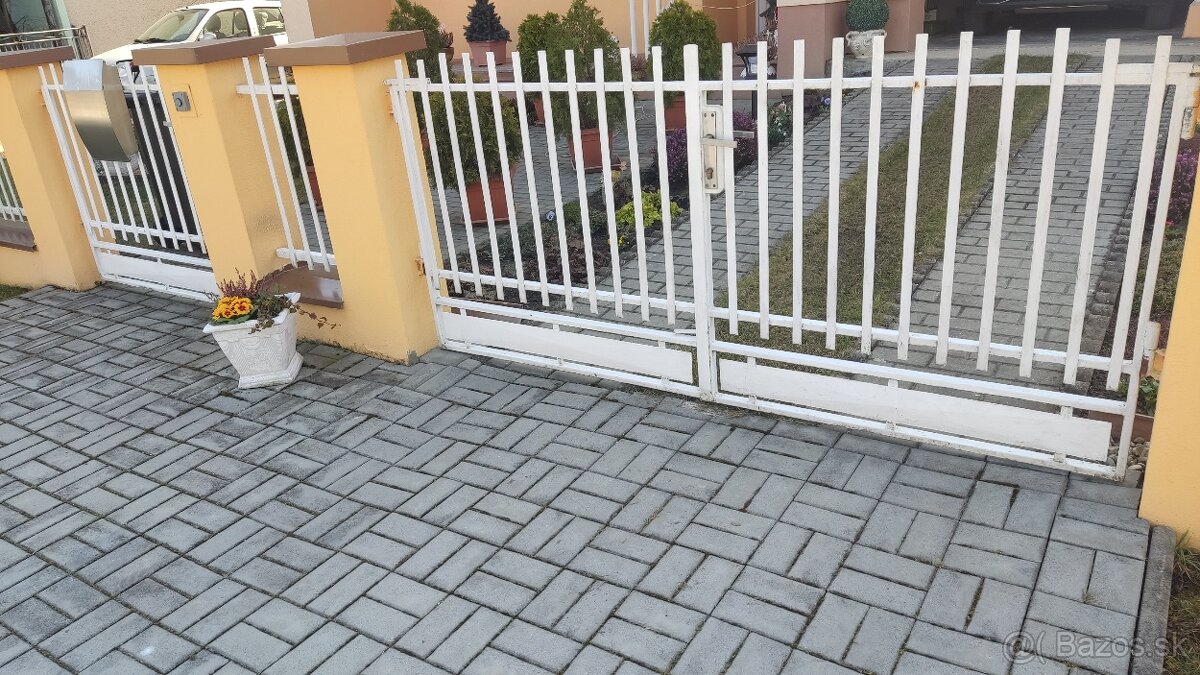 Predám plot s bránkami - 6