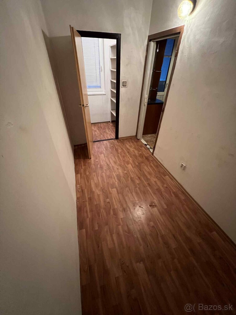 3-izbový byt, 74 m² – Levice, ul. Kapitána Nálepku - 6