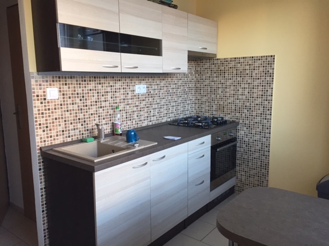 Prenajom 1i zariadený byt - Branisková ul. - 6