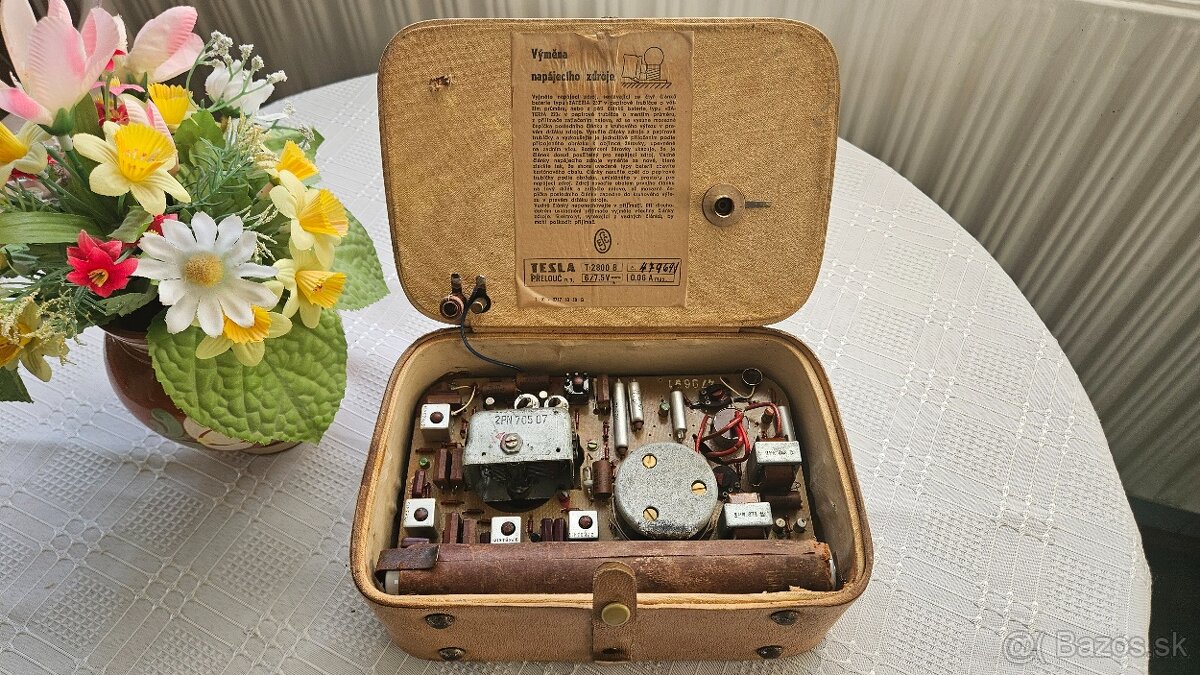 Ràdio Tesla T28 - 6