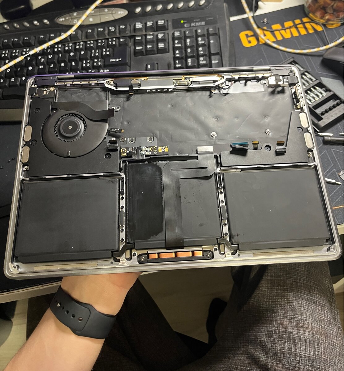 Macbook pro 2020 - 6