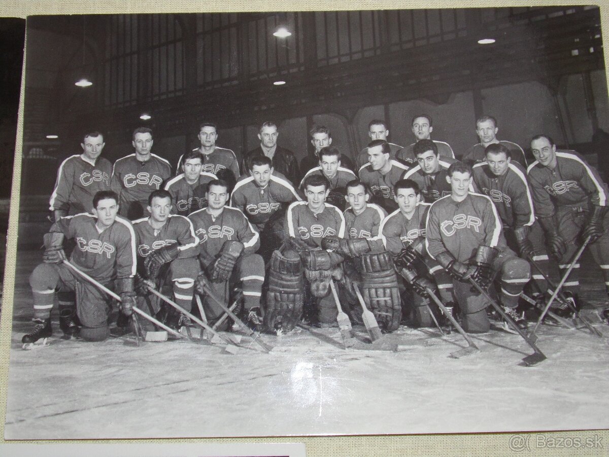 ZBIERKOVÉ POHĽADNICE HOKEJOVÝCH REPRE 1959 - 6