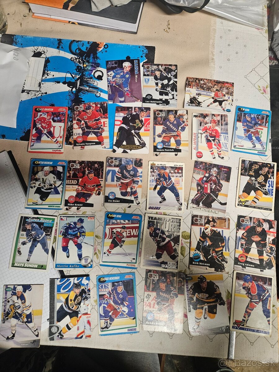 Hokejové kartičky - 6