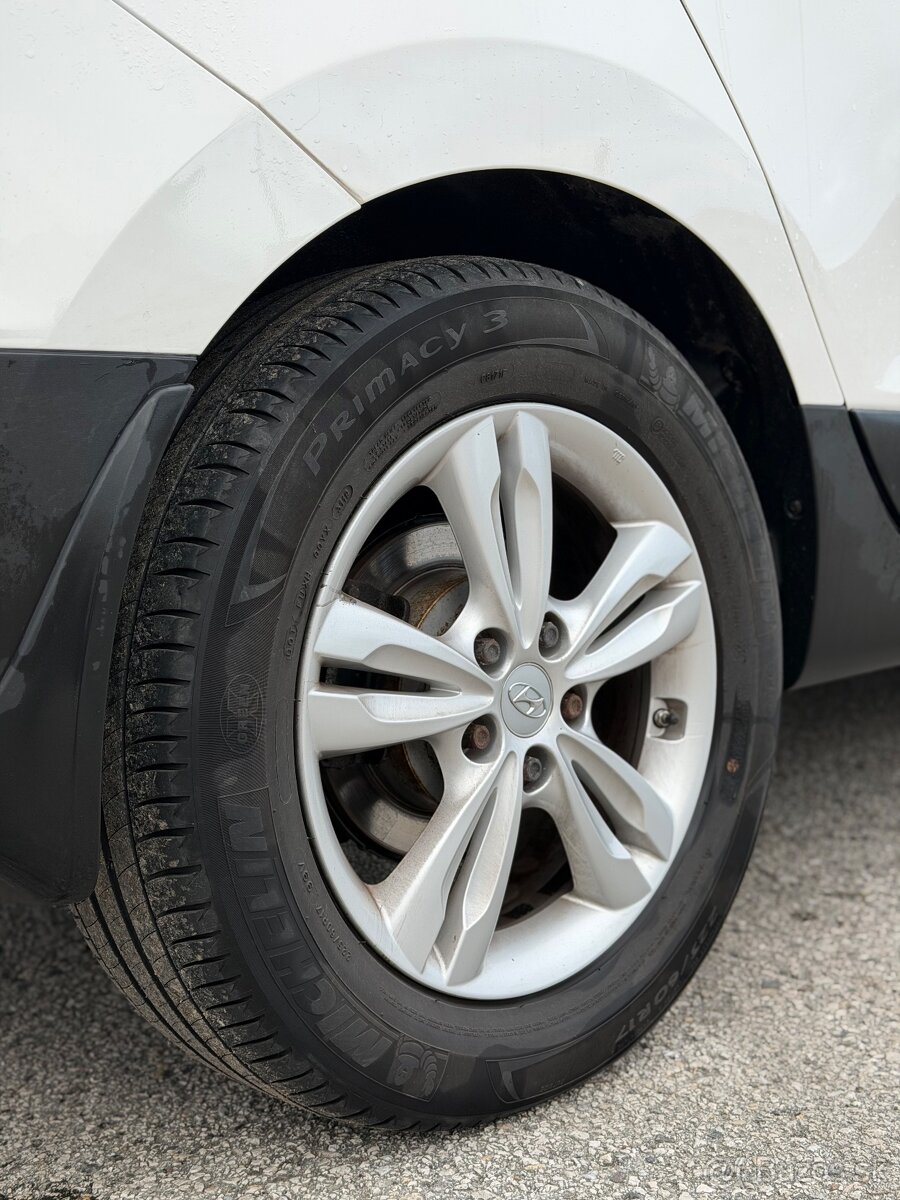 Hyundai ix35 2.0i 4WD manuál - 6