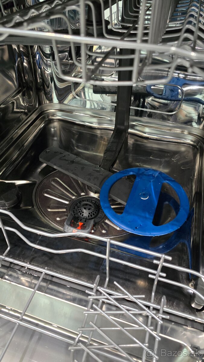 Umývačka riadu Elektrolux - 6