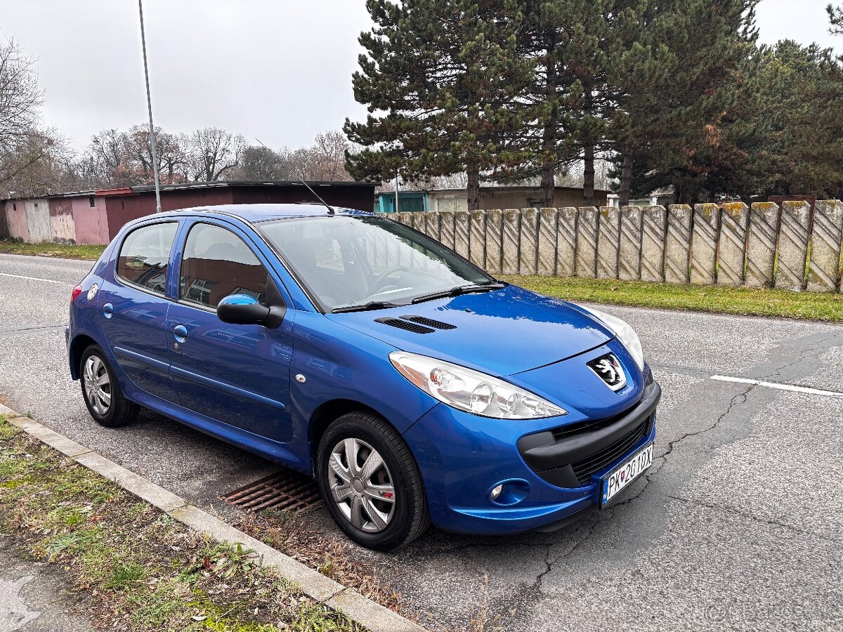 Peugeot 206+ 1.1 44kw - 6