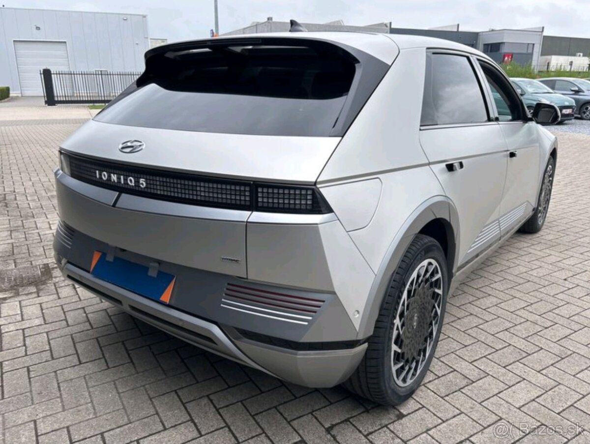 Hyundai Ioniq 5 - 6