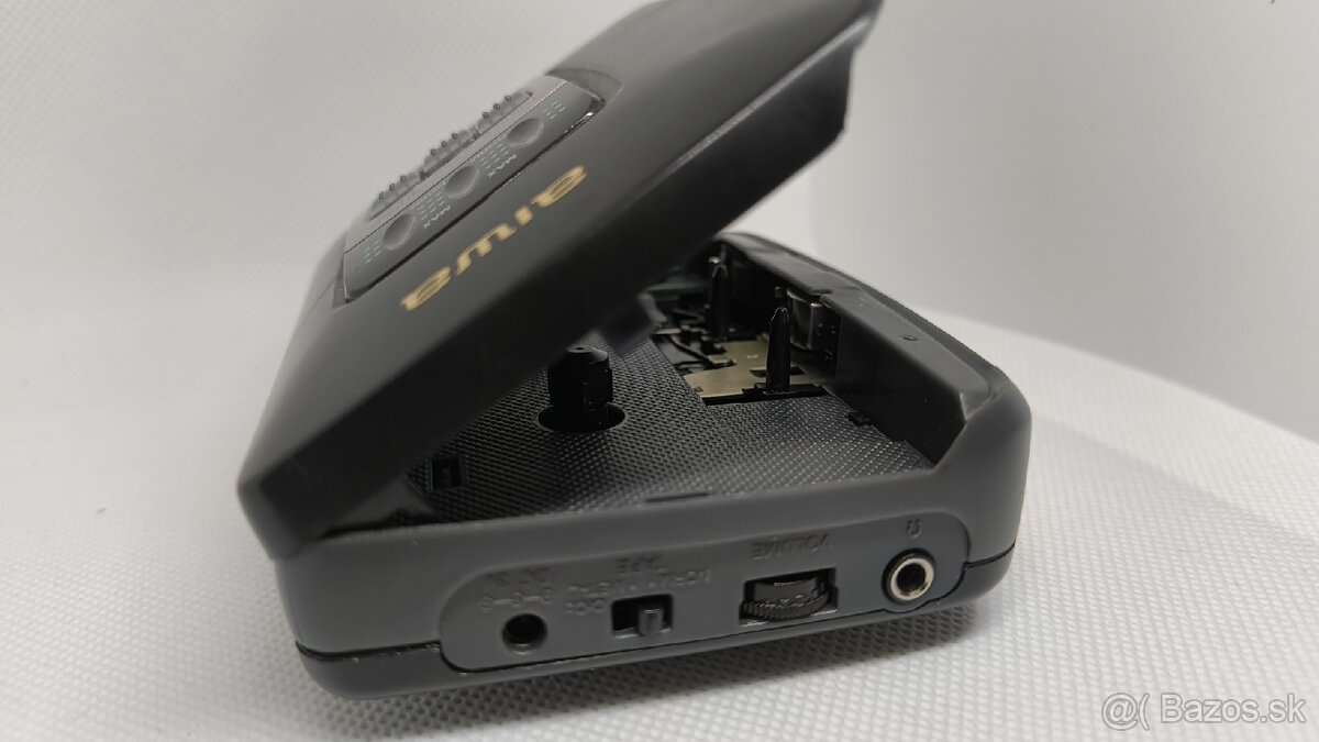 Aiwa HS-GS142 walkman - 6