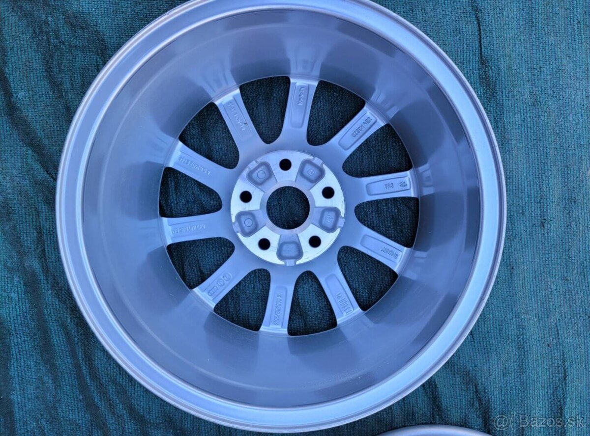 Alu kola originál Audi A3 S-line R16 - 6