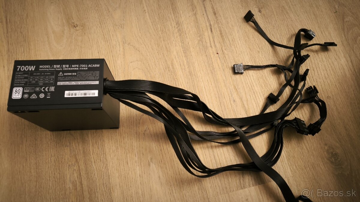 Cooler Master MWE 700W - 6