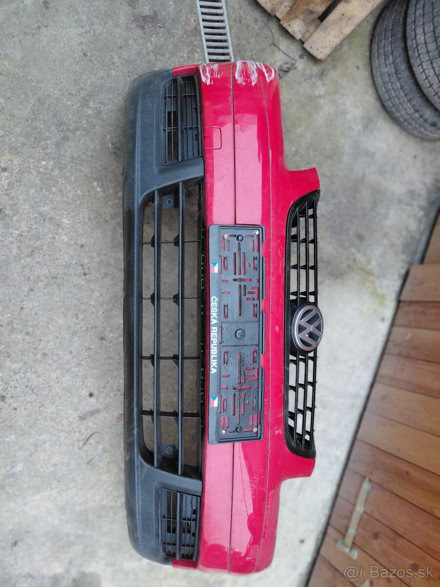 Predám predný nárazník VW Touran 1 - 6