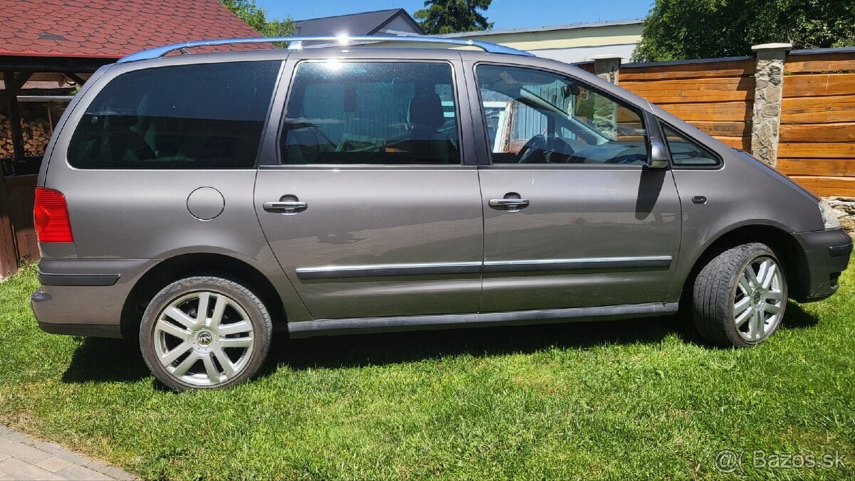Predám VW Sharan 2.0TDI 103kw - 6