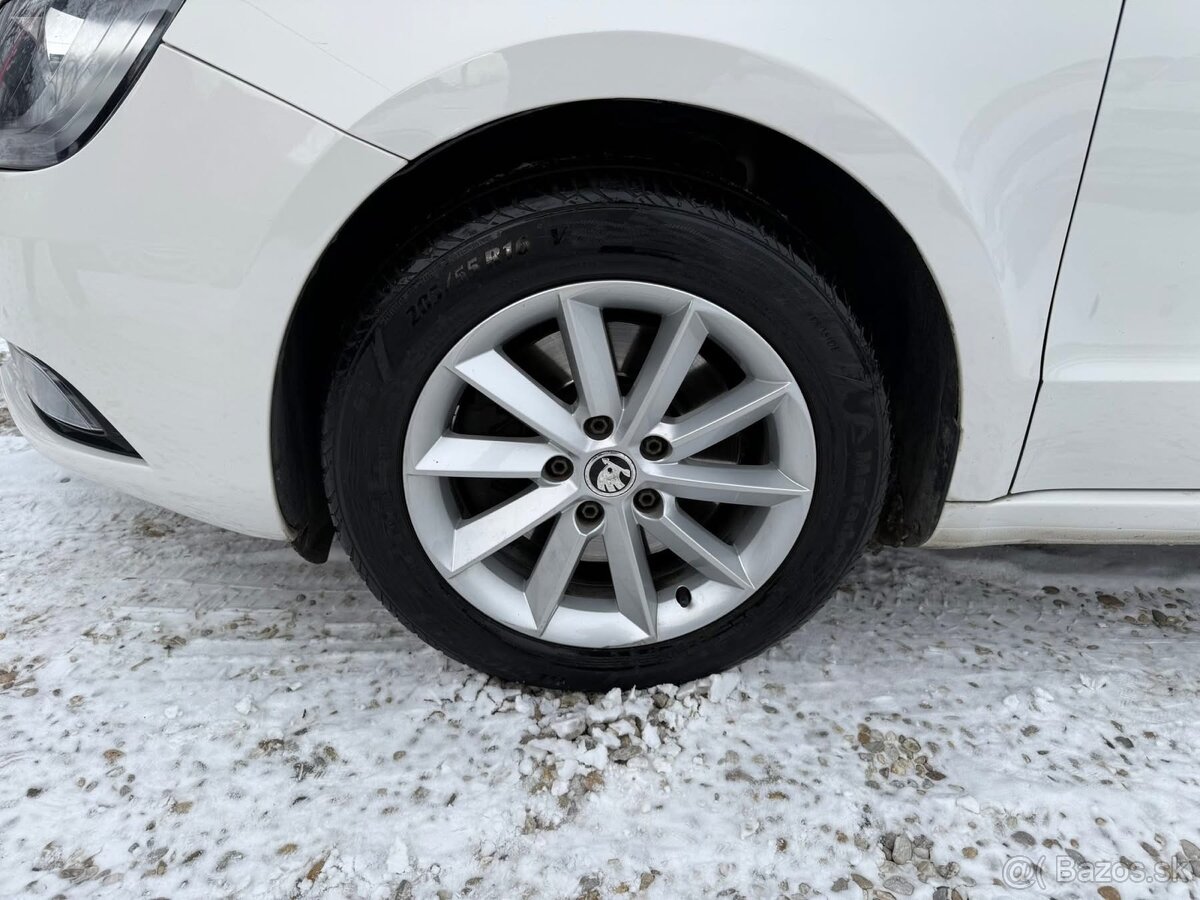 Škoda Superb Combi 2.0 TDI CR 140k Elegance DSG - 6