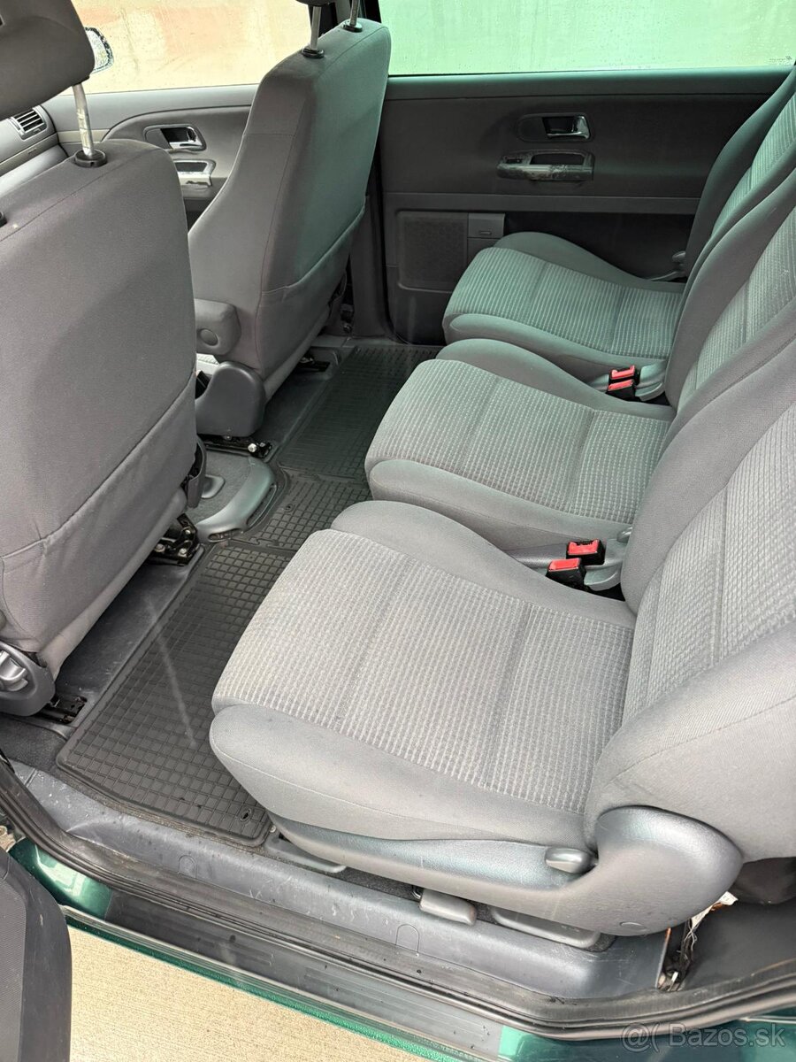 VW Sharan 2004 1.9TDI Business - 6