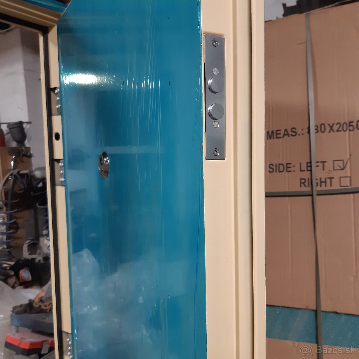 Predam bezpecnostne dvere - 6