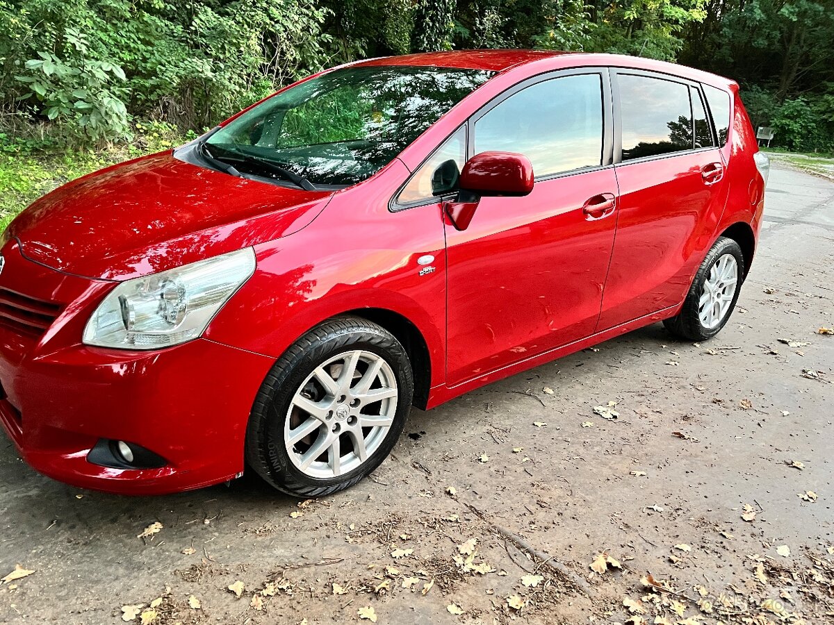 Toyota Corolla 2,2 D-4D - 6