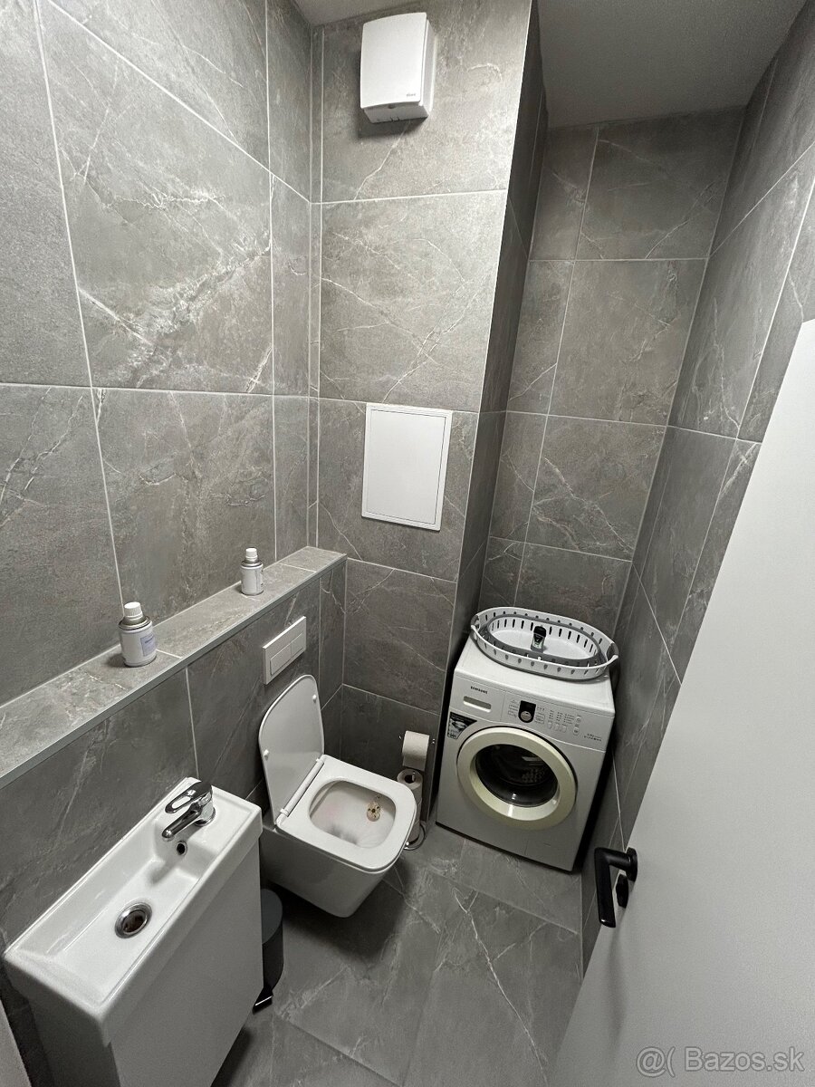 Na predaj 2-izbový byt v centre - 6