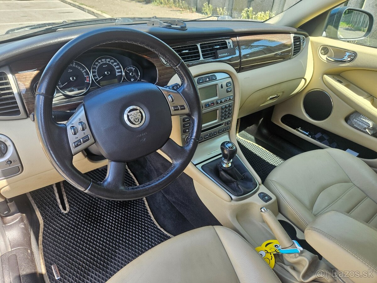 Jaguar x type 2.0 diesel. 12/2008 - 6