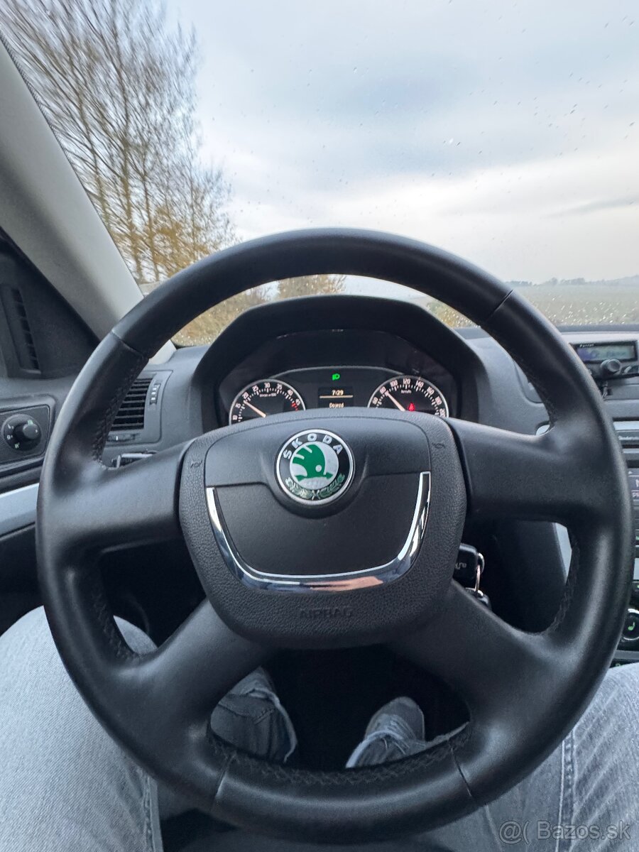 Skoda octavia combi - 6