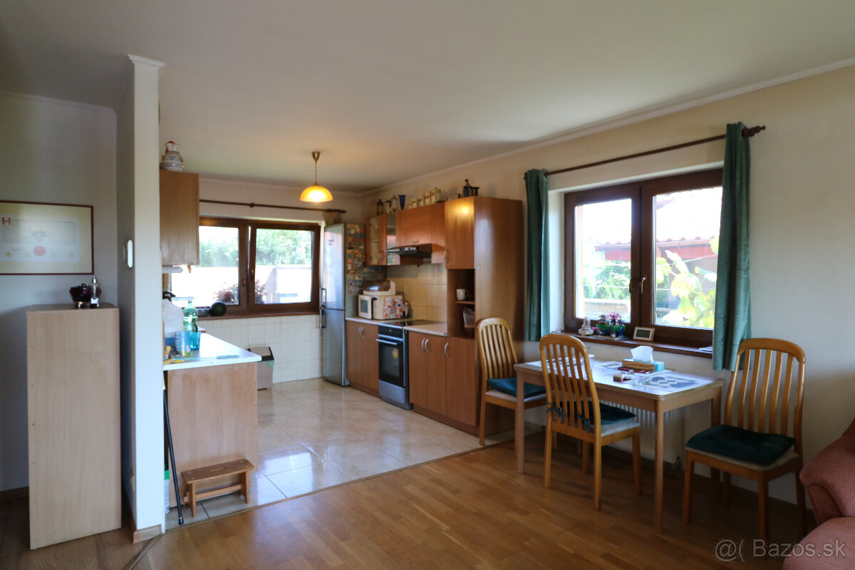 Predaj samostatne stojacieho rodinného domu, Hviezdoslavov - 6