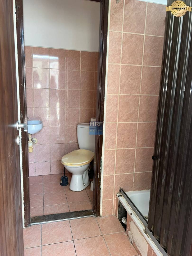 Na predaj podnikateľský priestor v Holíči - 6