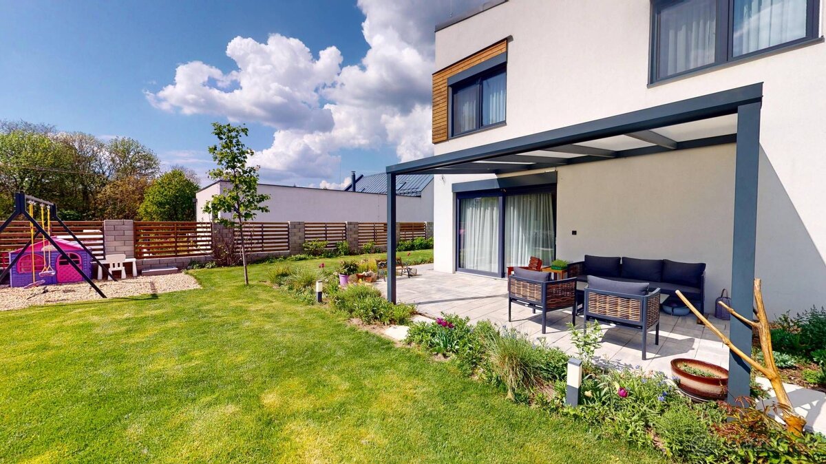 REZERVOVANÉ Nízkoenergetický 5i samostatne stojaci rodinný - 6