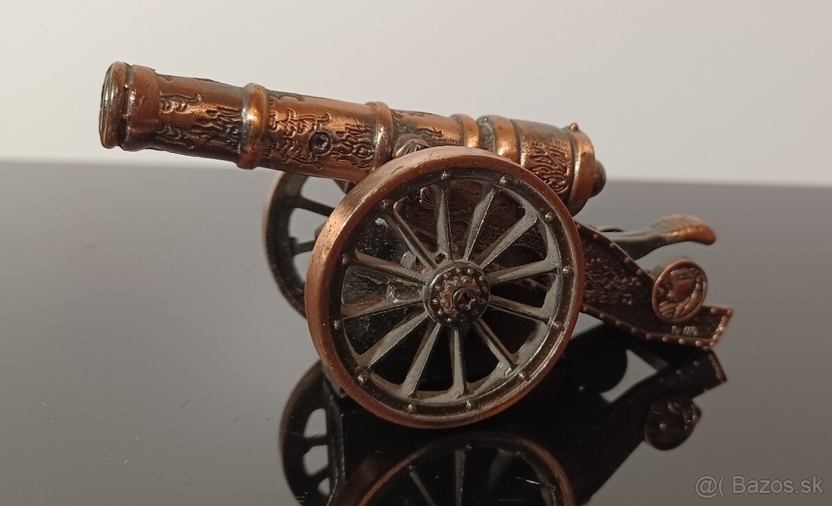 Stolný zapaľovač delo - 6