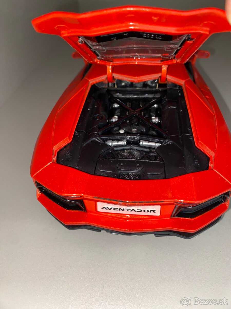 Lamborghini Aventador - 6