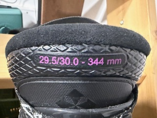 Predám lyže + lyžiarky - 6