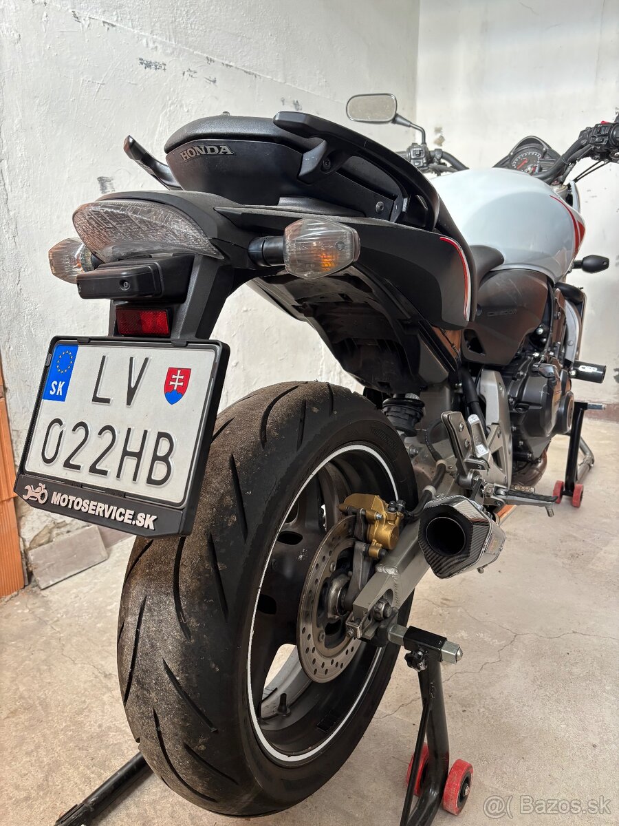 Honda Hornet 600 - 6