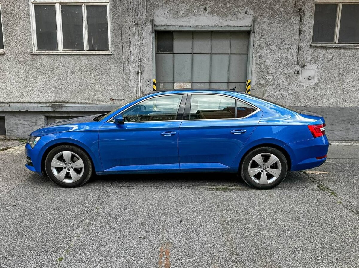 Škoda Superb 2.0 TDI SCR Style DSG - 6