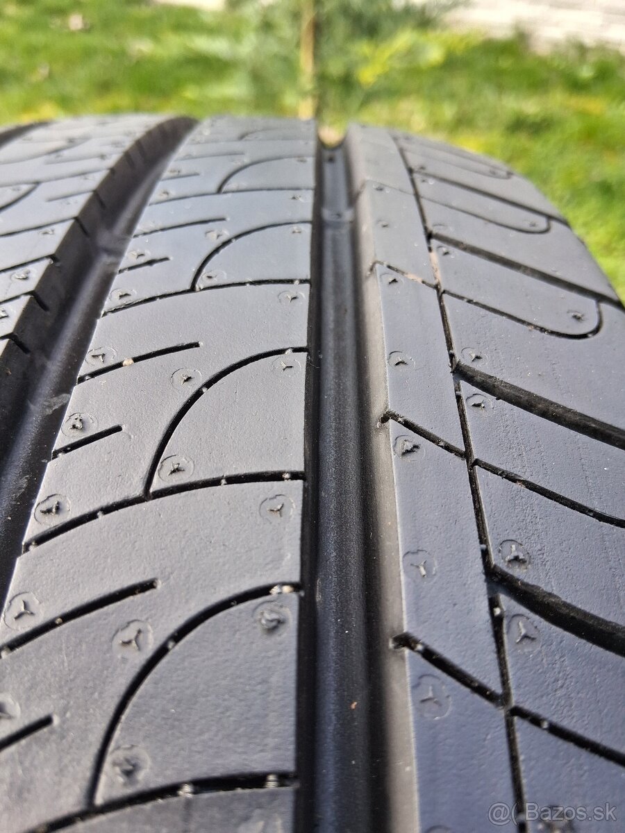 215/65 r16C letne pneumatiky - 6